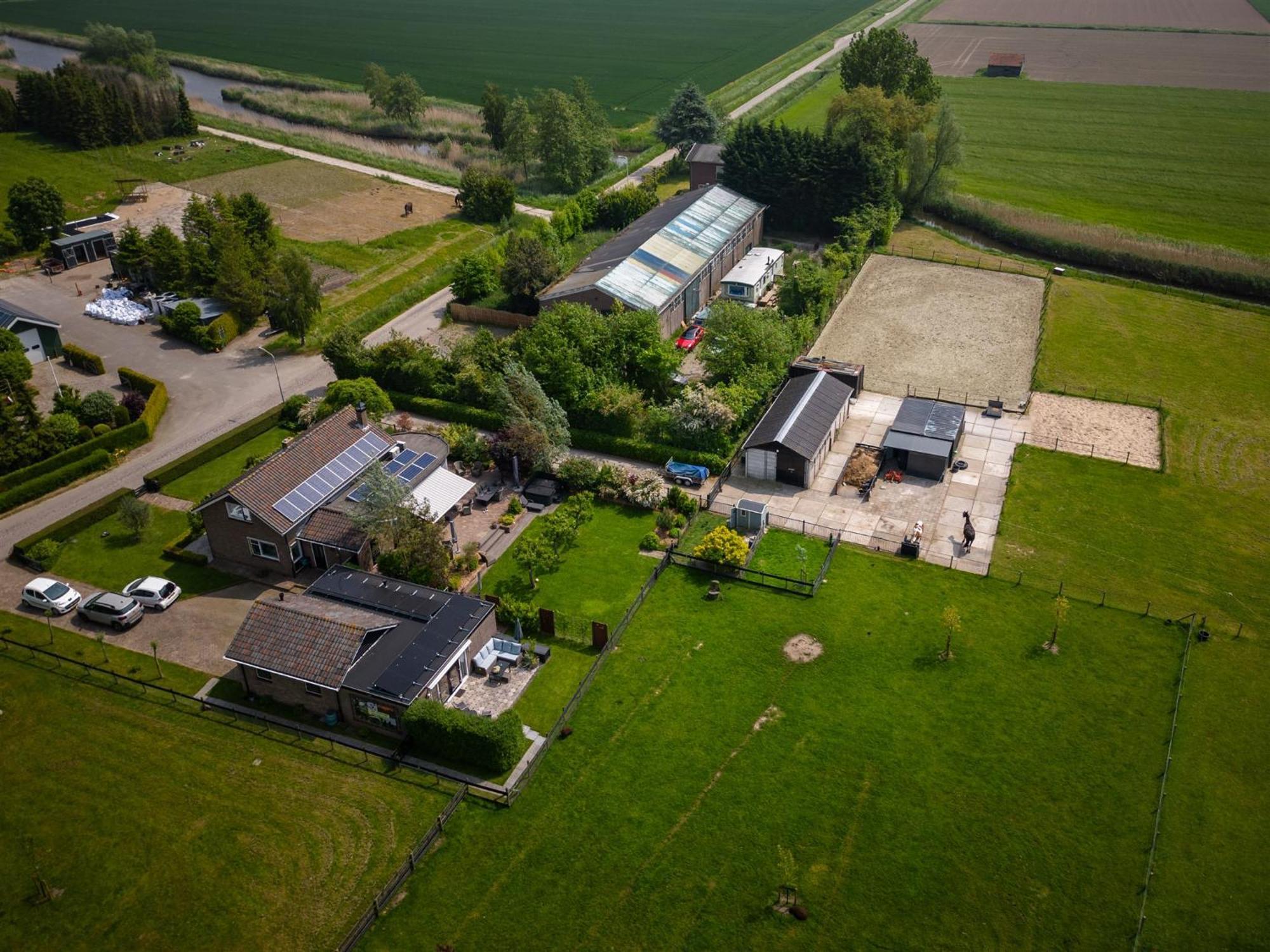 Vakantiewoning Le Garaazje 'S-Gravendeel Buitenkant foto